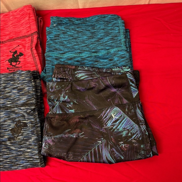 Big Bundle of Yoga Pants - Picture 3 of 16